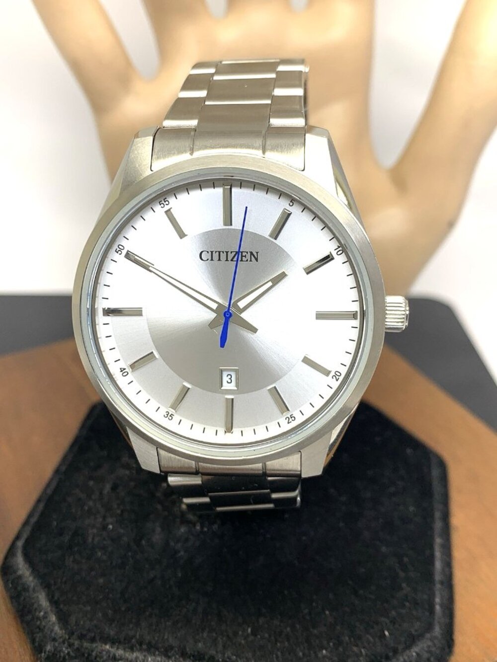 Citizen Men's Watch BI1030-53A Quartz Silver Dial Date Stainless Steel 42mm